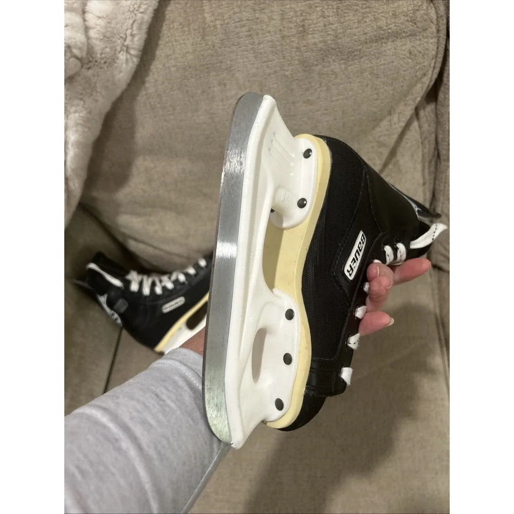 Bauer Impact‎ 200 Youth 7 1/2 To 8 Ice Hockey Skates. 1x Use
